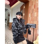 2025年11月23日入荷秋冬新作Loeweダウンジャケットファッション/誕生日プレゼント/贈り物 can工場