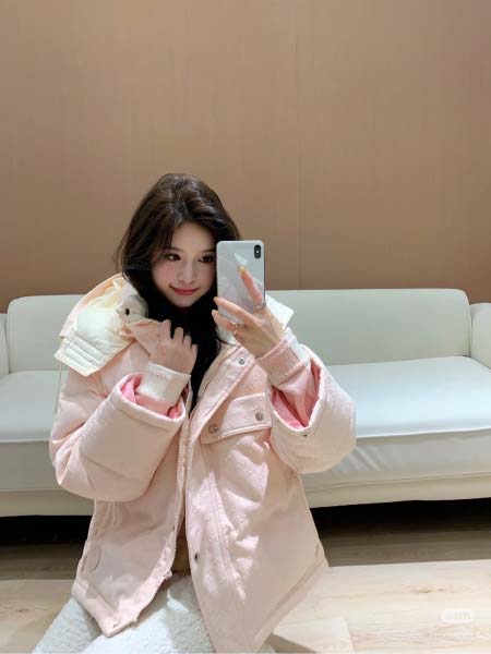 2025年11月23日入荷秋冬新作Gucciダウンジャケット...