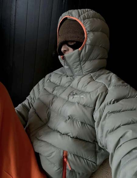 2025年11月23日入荷秋冬新作ARCTERYXダウンジャ...