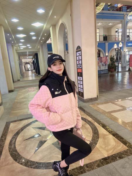 2025年11月23日入荷秋冬新作gucciダウンジャケット...