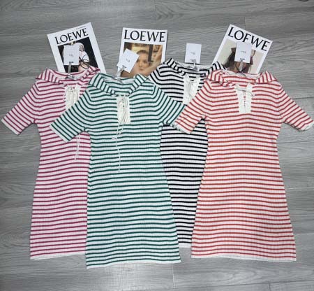 2025年11月23日入荷秋冬新作Dior ファッション/誕...