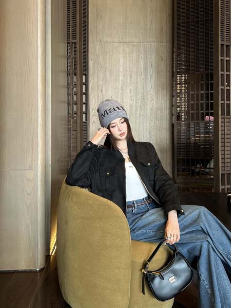 2025年11月24日入荷秋冬新作miumiuジャケット フ...