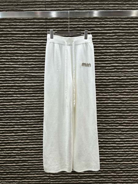 2025年11月24日入荷秋冬新作miumiuファッション/...