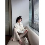 2025年11月24日入荷秋冬新作miumiu ズボン ファッション/誕生日プレゼント/贈り物 can工場