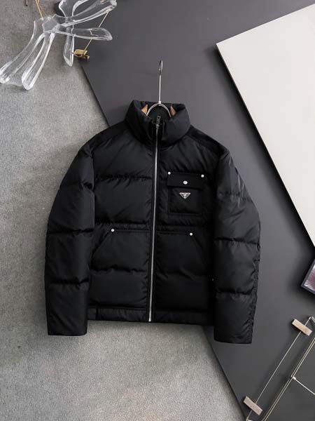 2025年11月25日入荷秋冬新作Pradaダウンジャケット高級なプレゼント/誕生日プレゼント/高品質/メンツ/記念品/ wenzhou工場