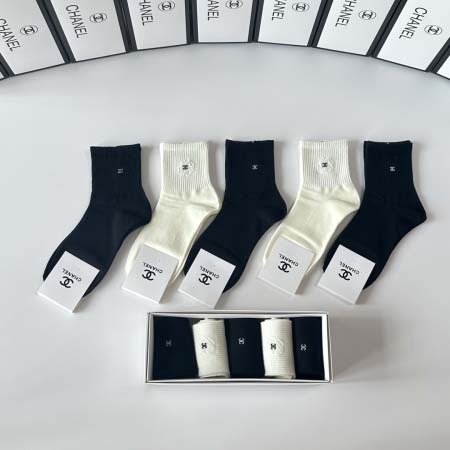 2025年12月10日入荷新品Chanel靴下ギフト/誕生日/記念品/アクセサリーkaka工場