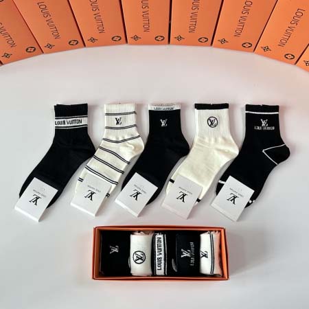 2025年12月10日入荷新品LOUIS VUITTON靴下ギフト/誕生日/記念品/アクセサリーkaka工場