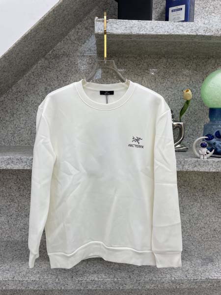 2025年12月15日入荷新作ARCTERYXスウェット秋冬高品質/人気/限定版/Knt工場