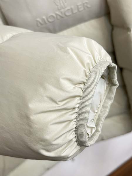 2025年12月16日入荷新作Monclerダウンジャケット秋冬高品質/人気/ASB工場