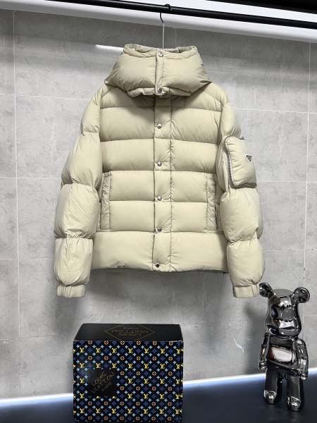 2025年11月17日秋冬新作Pradaダウンジャケット高品質人気商品/XQY工場