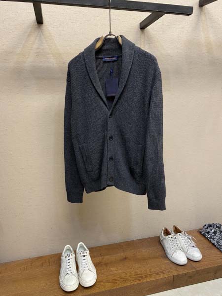 2025年12月3日秋冬新作Louis Vuitton ニッ...