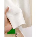 2025年12月5日入荷新作Miumiuセーター ★高級品/誕生日プレゼント/OM工場