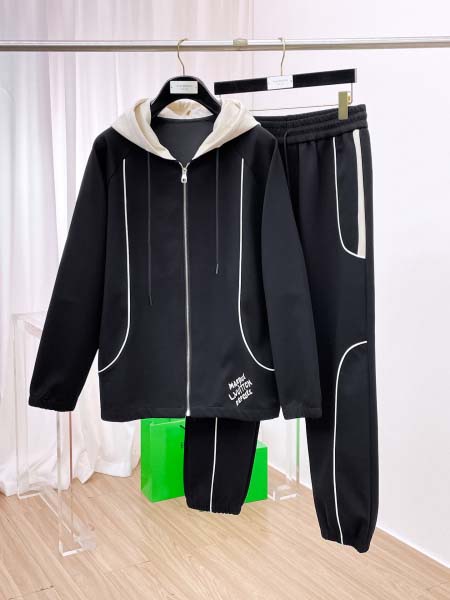 2025年12月5日入荷新作Louis Vuittonスーツ...