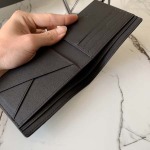 2025年12月8日入荷ヴィトン財布M69037 Multiple TaurllonMonogram11.5 x 9. x 1.5 cm 高品質新作/誕生日プレゼント