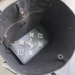 2025年12月9日入荷Louis Vuitton バッグ 32x29x17cm 高品質新作/誕生日プレゼント/ZC工場