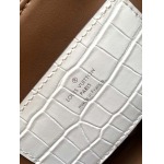 2025年12月9日入荷Louis Vuitton バッグN82033 N98925 N98928 N80432 N99017 N84714 N86012 Rose des Vents LV 27x11x19 高品質新作/誕生日プレゼント/