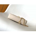 2025年12月9日入荷Louis Vuitton バッグM25596 Monogram Empreinte S-lock LV Circle 12.5 x 6 x 21 高品質新作/誕生日プレゼント/ZC工場