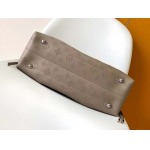 2025年12月9日入荷Louis Vuitton バッグM13179 M13180 MahinaBoundless——House 16.9 x 13.2 x 6.7 高品質新作/誕生日プレゼント/ZC工場