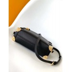 2025年12月9日入荷Louis Vuitton バッグM25166 M25160 M25072 M23817 M23915 M25067 M23818 Nicolas Ghesquière Side Trunk S-lock 21.0 