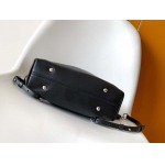 2025年12月9日入荷Louis Vuitton バッグM25522 LV Vibe Off Duty LV Circle 25 x 10 x 24 高品質新作/誕生日プレゼント/ZC工場