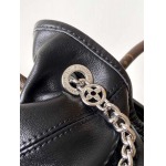 2025年12月9日入荷Louis Vuitton バッグM25522 LV Vibe Off Duty LV Circle 25 x 10 x 24 高品質新作/誕生日プレゼント/ZC工場