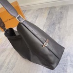 2025年12月9日入荷Louis Vuitton バッグM25143 CarryAll Dark 2024 39 x 30 x 15 高品質新作/誕生日プレゼント/ZC工場