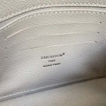 2025年12月10日入荷Louis Vuitton バッグ高品質新作/誕生日プレゼント/ZC工場