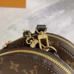 2025年12月10日入荷Louis Vuitton バッグ高品質新作/誕生日プレゼント/ZC工場