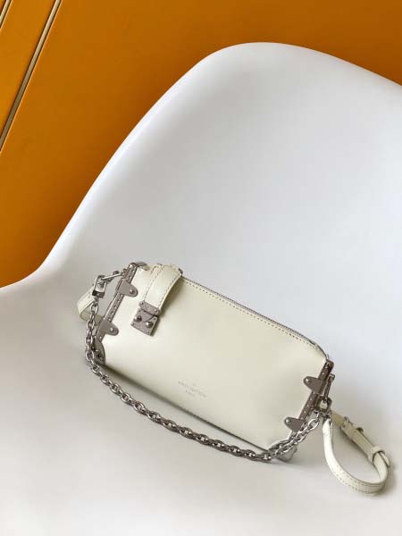 2025年12月10日入荷Louis Vuitton バッグ...