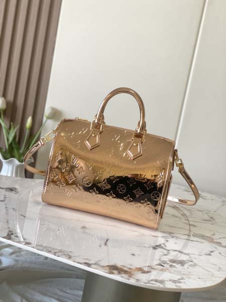 2025年12月10日入荷Louis Vuitton バッグ...