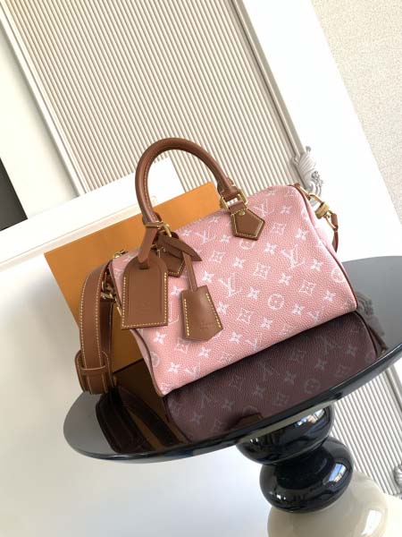 2025年12月10日入荷Louis Vuitton バッグ...