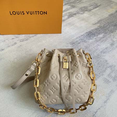 2025年12月10日入荷Louis Vuitton バッグ...