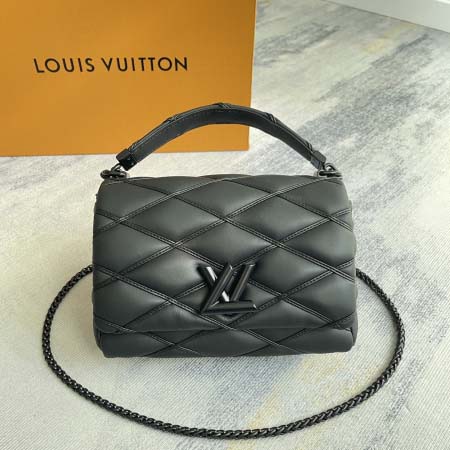 2025年12月10日入荷Louis Vuitton バッグ...