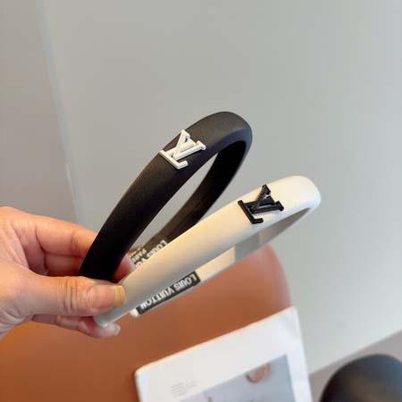 2025年12月10日入荷新品Louis Vuittonカチ...