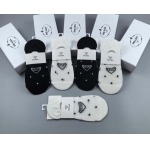 2025年12月10日入荷新品Prada靴下ギフト/誕生日/記念品/アクセサリーkaka工場