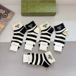 2025年12月10日入荷新品Gucci 靴下ギフト/誕生日/記念品/アクセサリーkaka工場