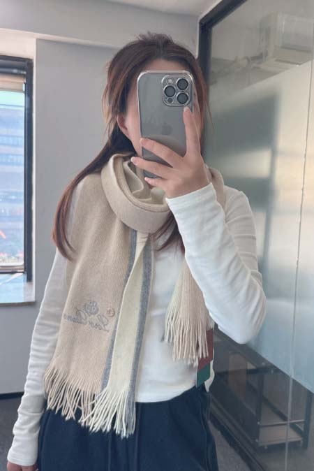 2025年12月11日入荷新品Loro Pianaマフラーギ...