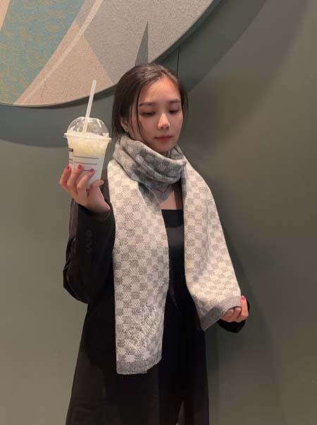 2025年12月11日入荷新品Louis Vuittonマフ...