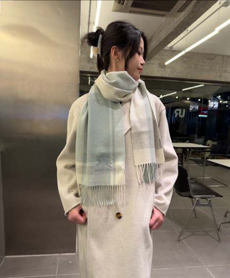 2025年12月11日入荷新品Burberryマフラーギフト...