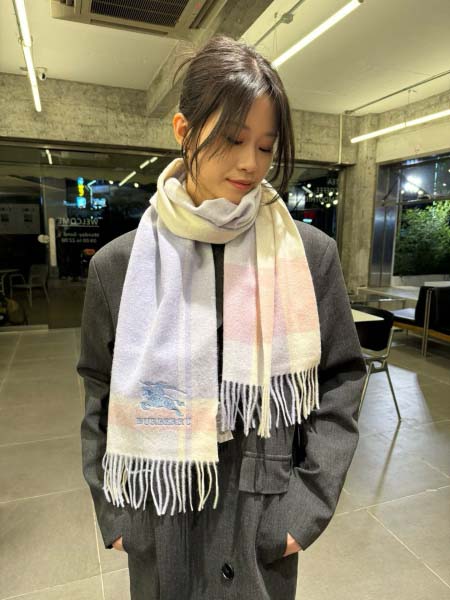 2025年12月11日入荷新品Burberryマフラーギフト...