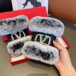 2025年12月11日入荷新品VALENTINO手袋ギフト/誕生日/記念品/アクセサリーkaka工場