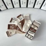 2025年12月11日入荷新品Chanel靴下ギフト/誕生日/記念品/アクセサリーkaka工場