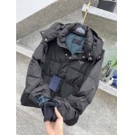 2025年12月14日入荷新作Pradaダウンジャケット秋冬高品質/人気/限定版/Knt工場