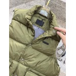 2025年12月14日入荷新作Pradaダウンジャケット秋冬高品質/人気/限定版/Knt工場