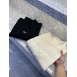 2025年12月15日入荷新作Pradaパーカー秋冬高品質/人気/限定版/Knt工場