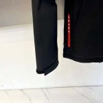 2025年12月16日入荷新作Pradaダウンジャケット秋冬高品質/人気/ASB工場