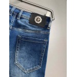 2025年11月17日秋冬新作Versaceジーパン高品質人気商品/XQY工場