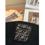 2025年11月18日秋冬新作Fendiニットのセーター高品質人気商品/XQY工場
