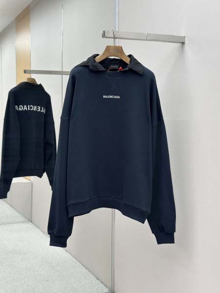 2025年11月19日秋冬新作Balenciagaスウェット...