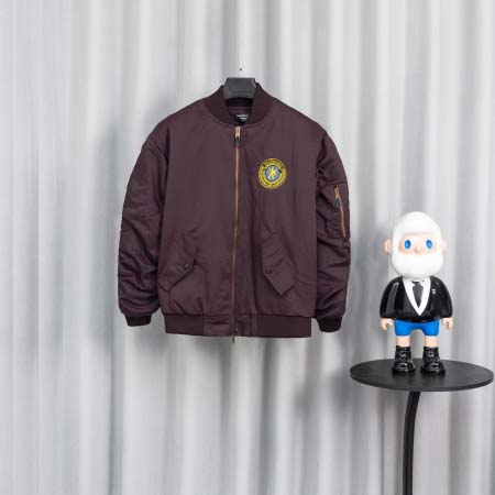 2025年12月22日秋冬新作Balenciagaジャケット...